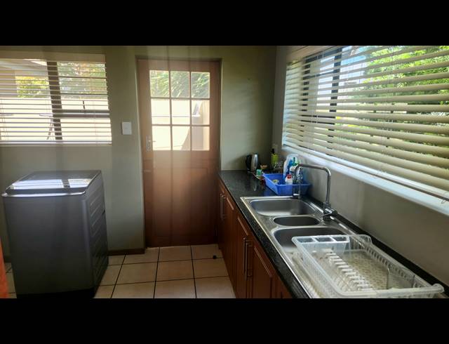 4 BEDROOM FREESTANDING FOR SALE IN MONTE CHRISTO